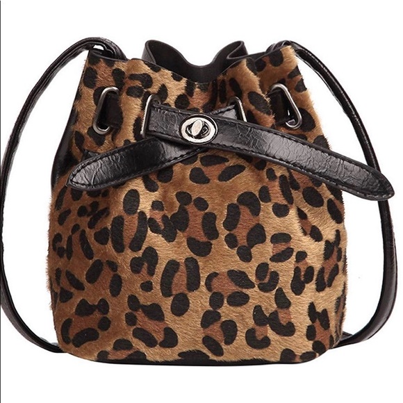 HYIRI Handbags - LEOPARD STYLE BUCKET BAG